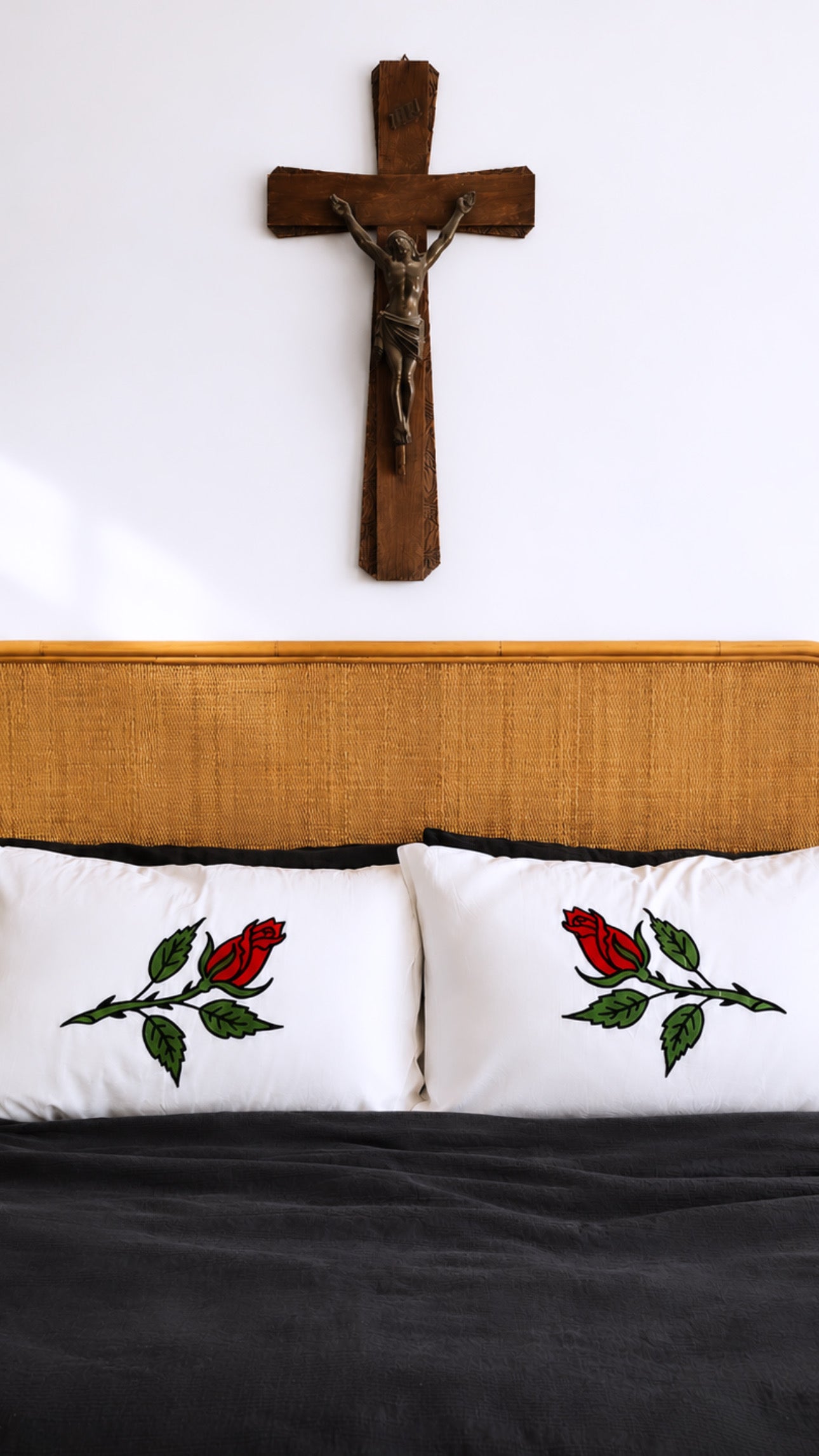 RAMBLIN' ROSE PILLOW SET